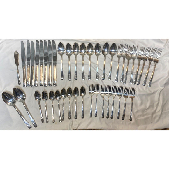 ONEIDA COMMUNITY "MILADY" SILVERPLATE FLATWARE SET SERVICE FOR 8 - Picture 9 of 9